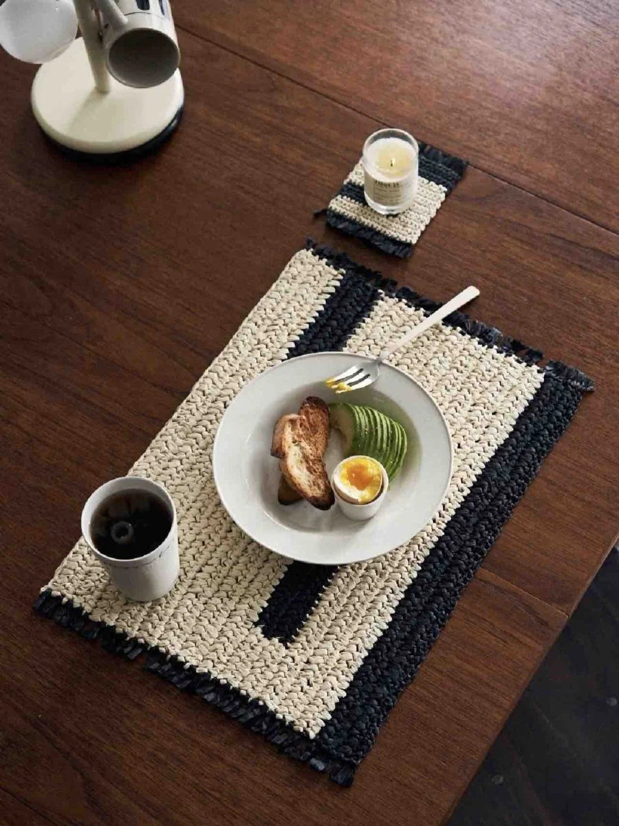 Handmade Nordic Woven Reed Placemats | Set of 4, Retro Elegant Table Setting