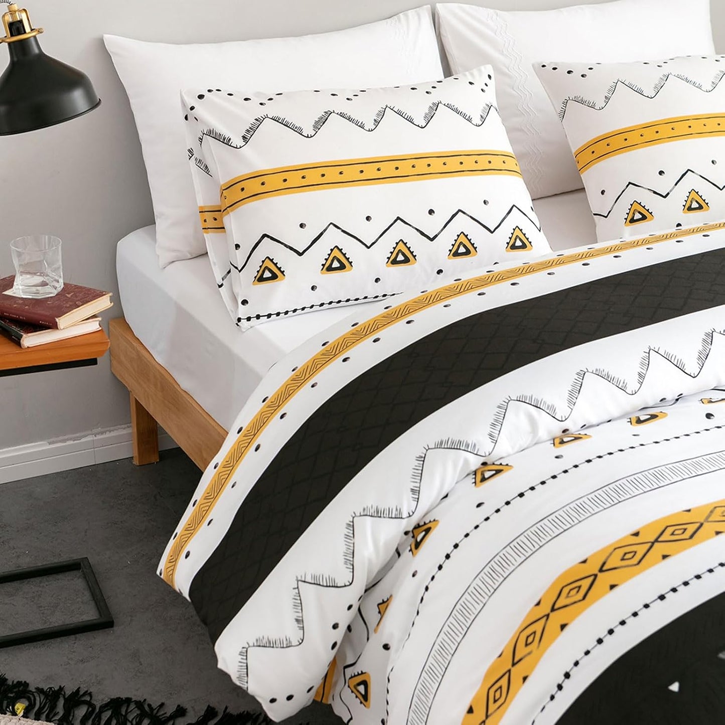 Modern Comforter Set | Soft Microfiber Bedding, 1 Comforter & 2 Pillowcases, Reversible Lightweight Set