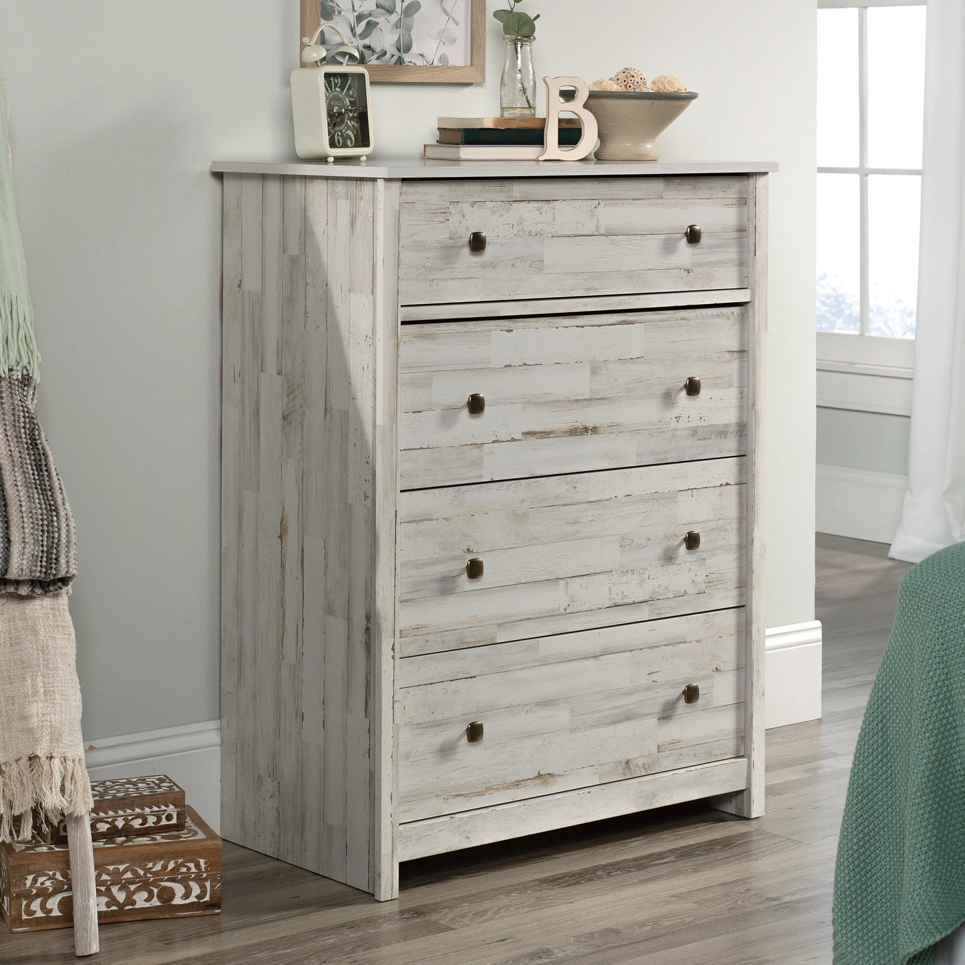 River Ranch 4- Drawer Dresser | White Plank Finish Bedroom Chest