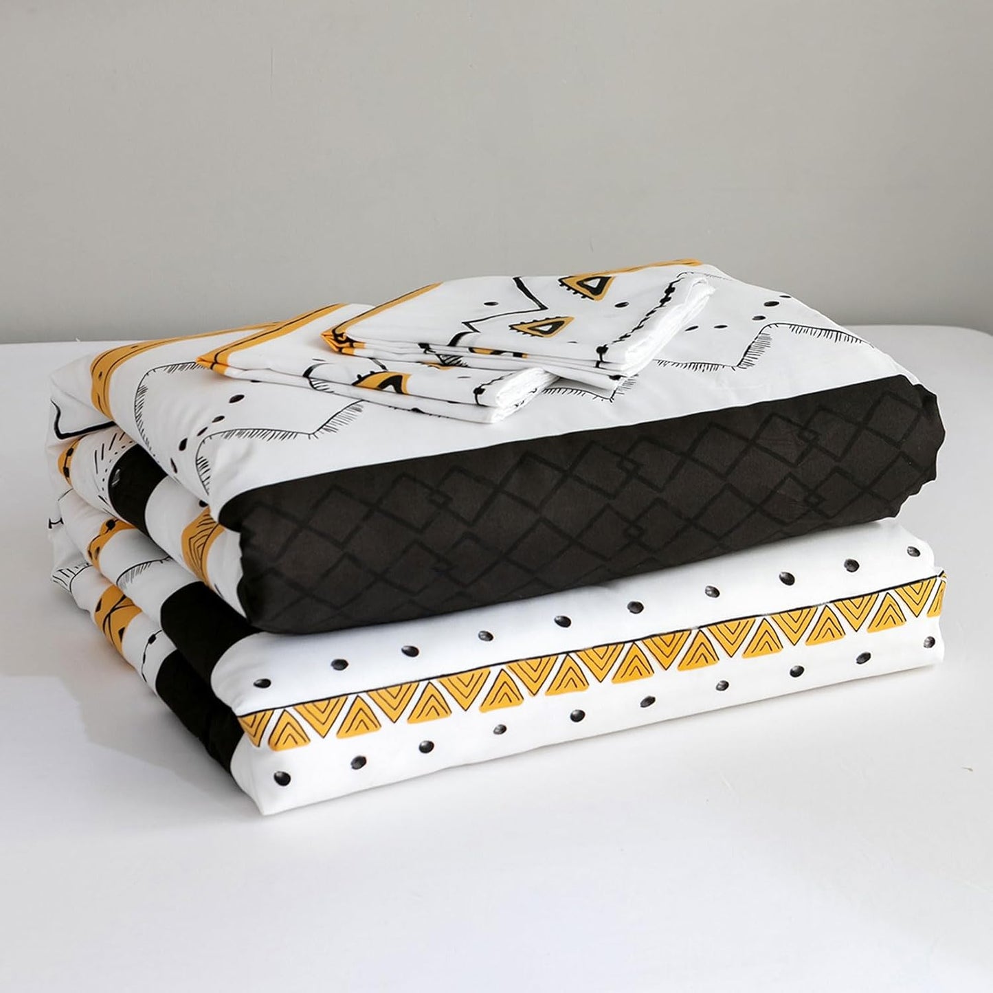 Modern Comforter Set | Soft Microfiber Bedding, 1 Comforter & 2 Pillowcases, Reversible Lightweight Set