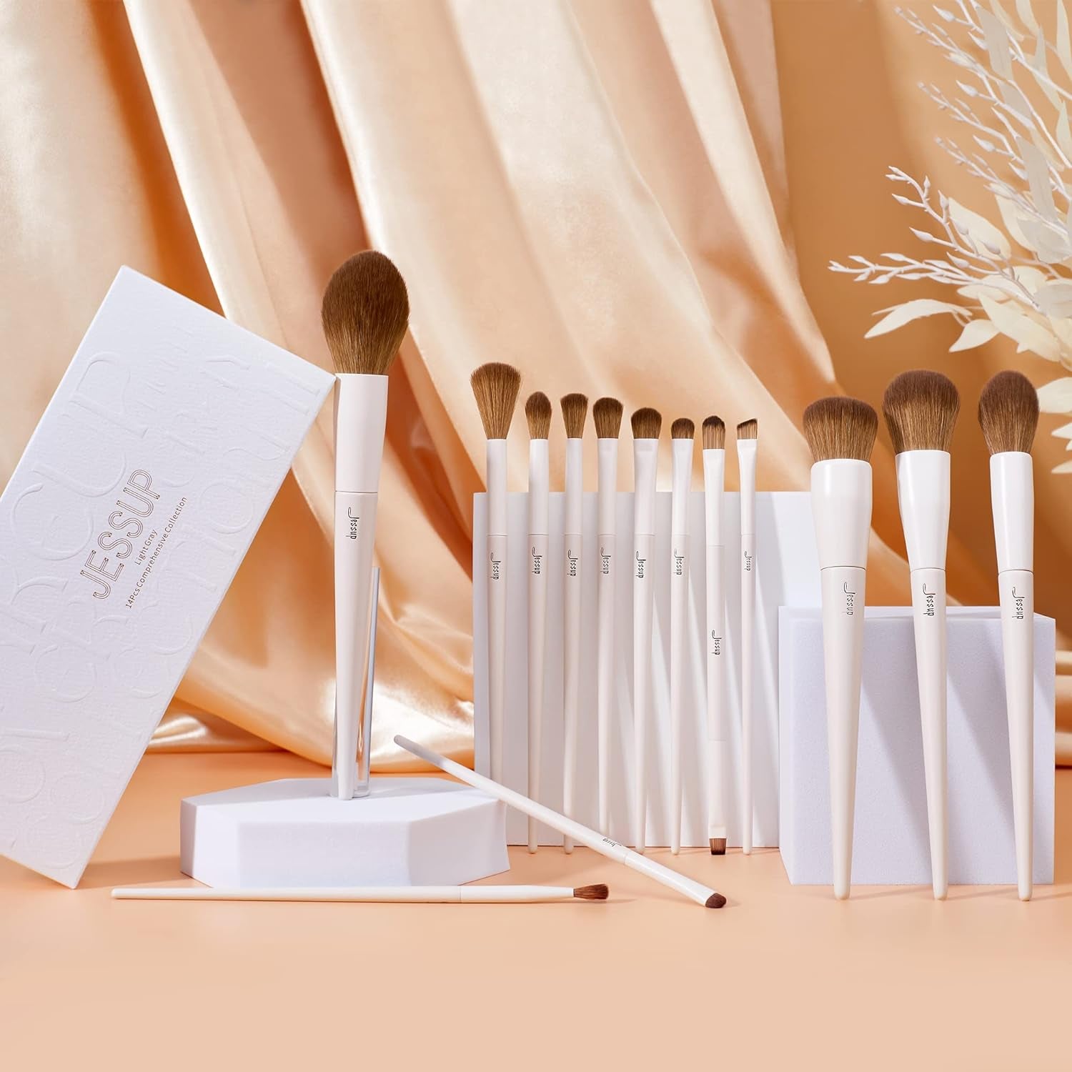 14-Piece Makeup Brush Set – Premium Synthetic Brushes for Foundation, Contour, Blush, Eyeshadow & Blending, Light Grey