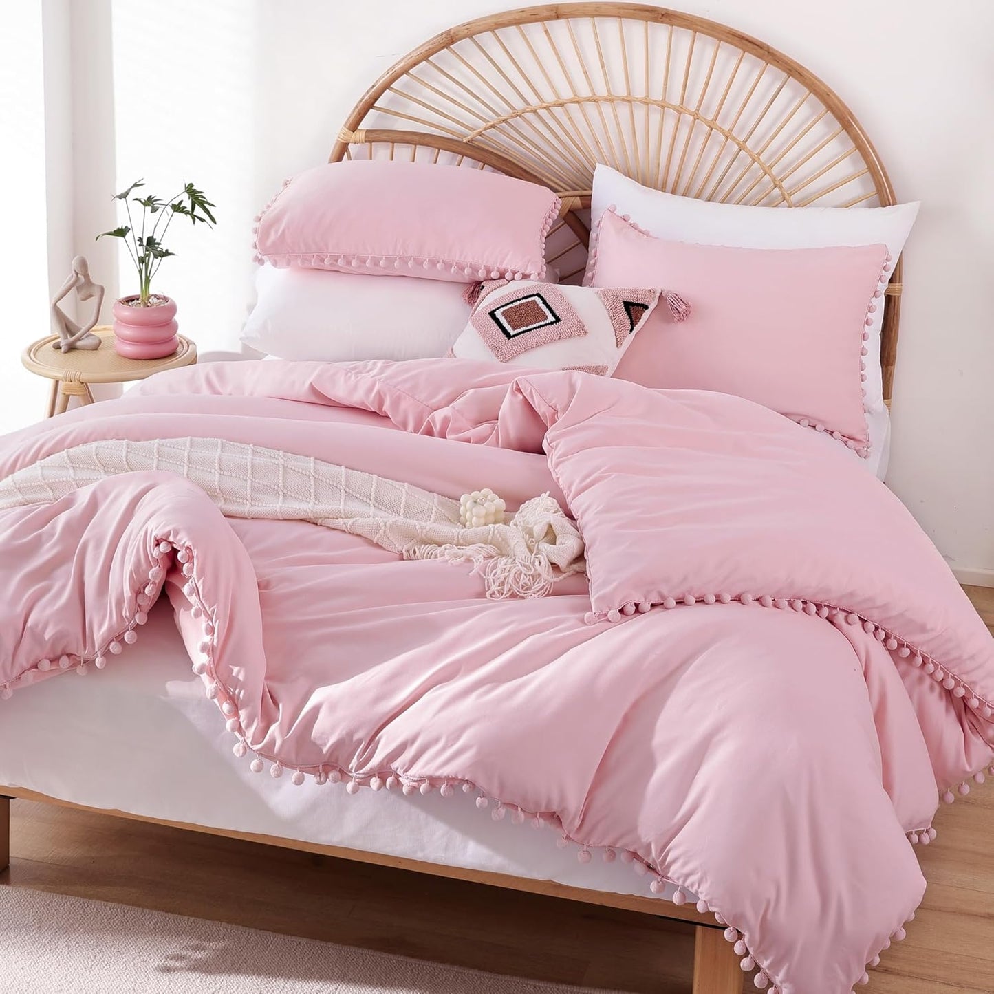 Queen 3-Piece Comforter Set | Soft All-Season Bedding with Ball Pom Fringe, Includes Comforter & 2 Pillow Shams