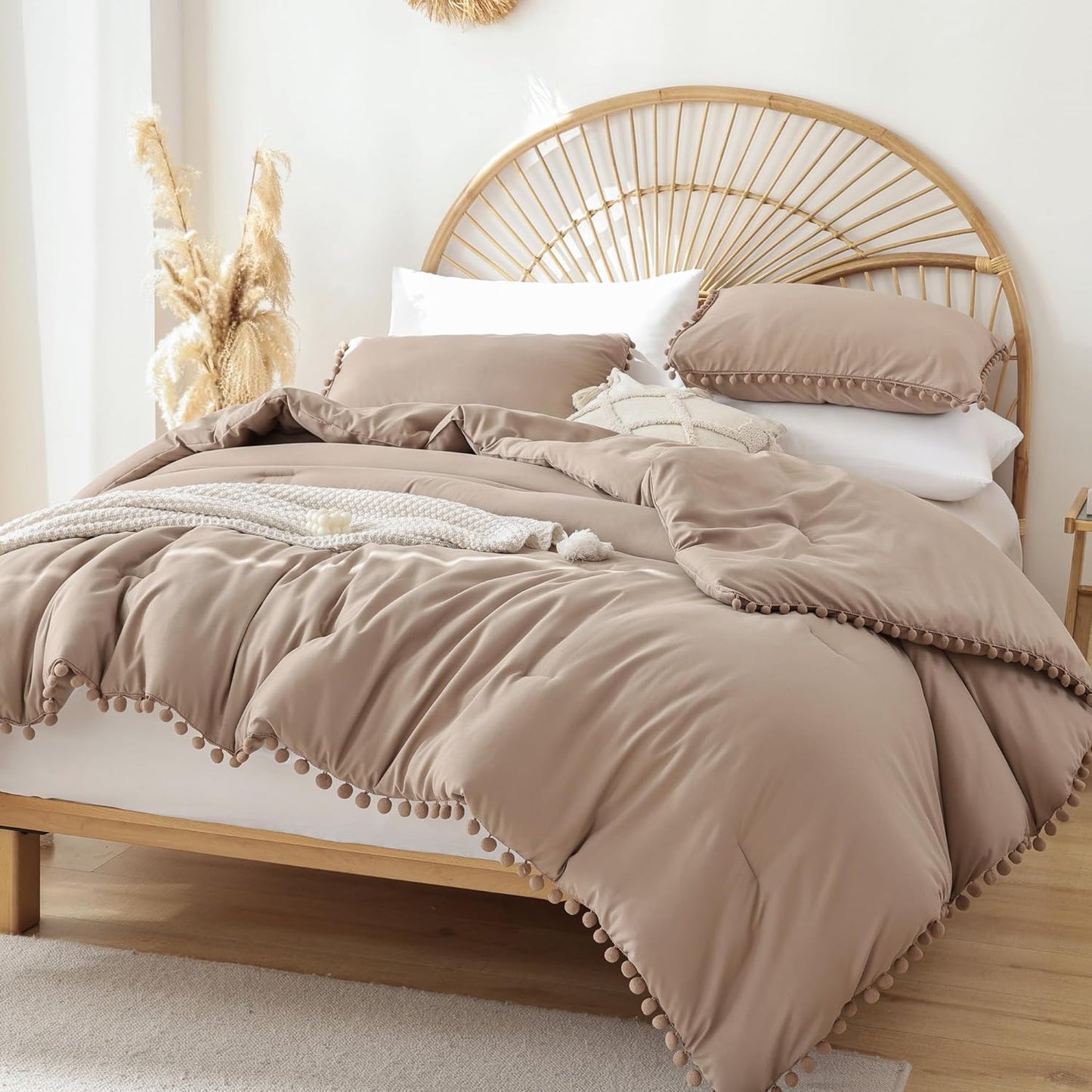 Queen 3-Piece Comforter Set | Soft All-Season Bedding with Ball Pom Fringe, Includes Comforter & 2 Pillow Shams