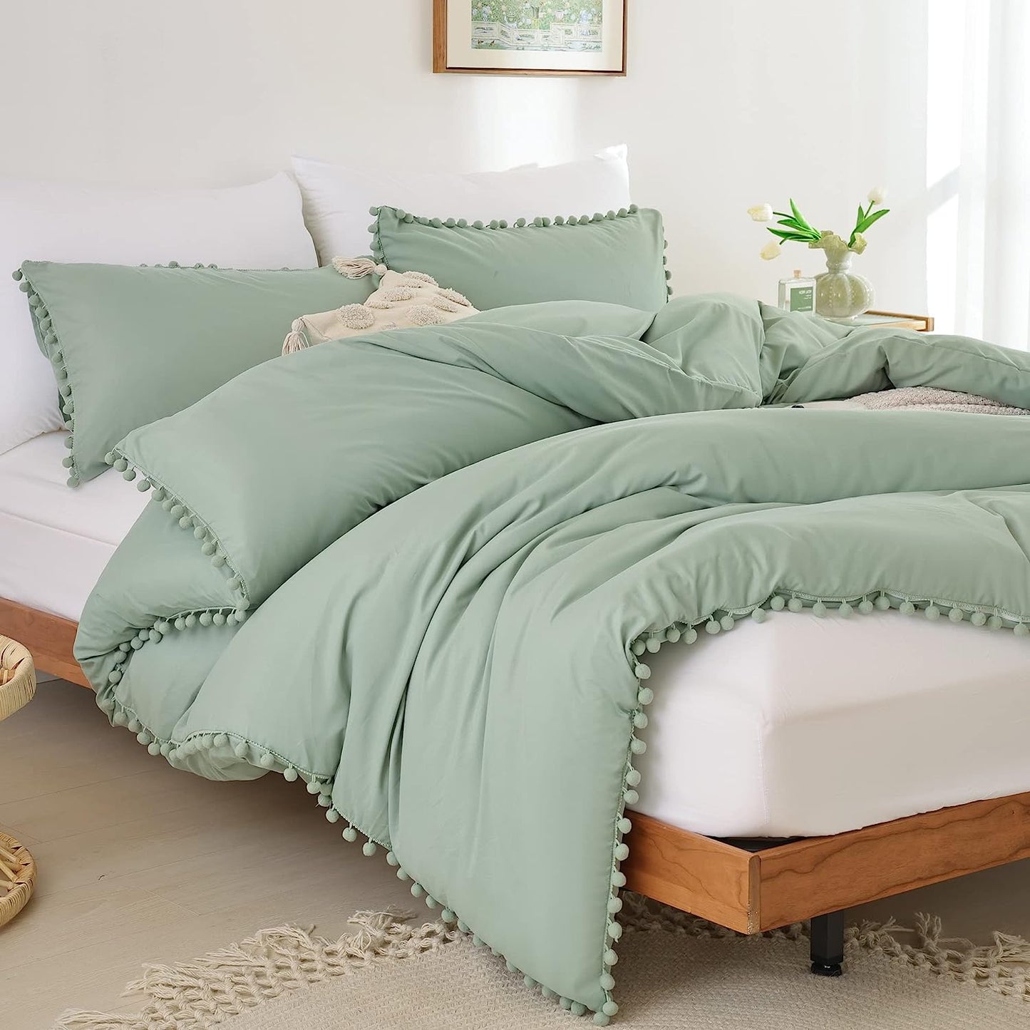 Queen 3-Piece Comforter Set | Soft All-Season Bedding with Ball Pom Fringe, Includes Comforter & 2 Pillow Shams