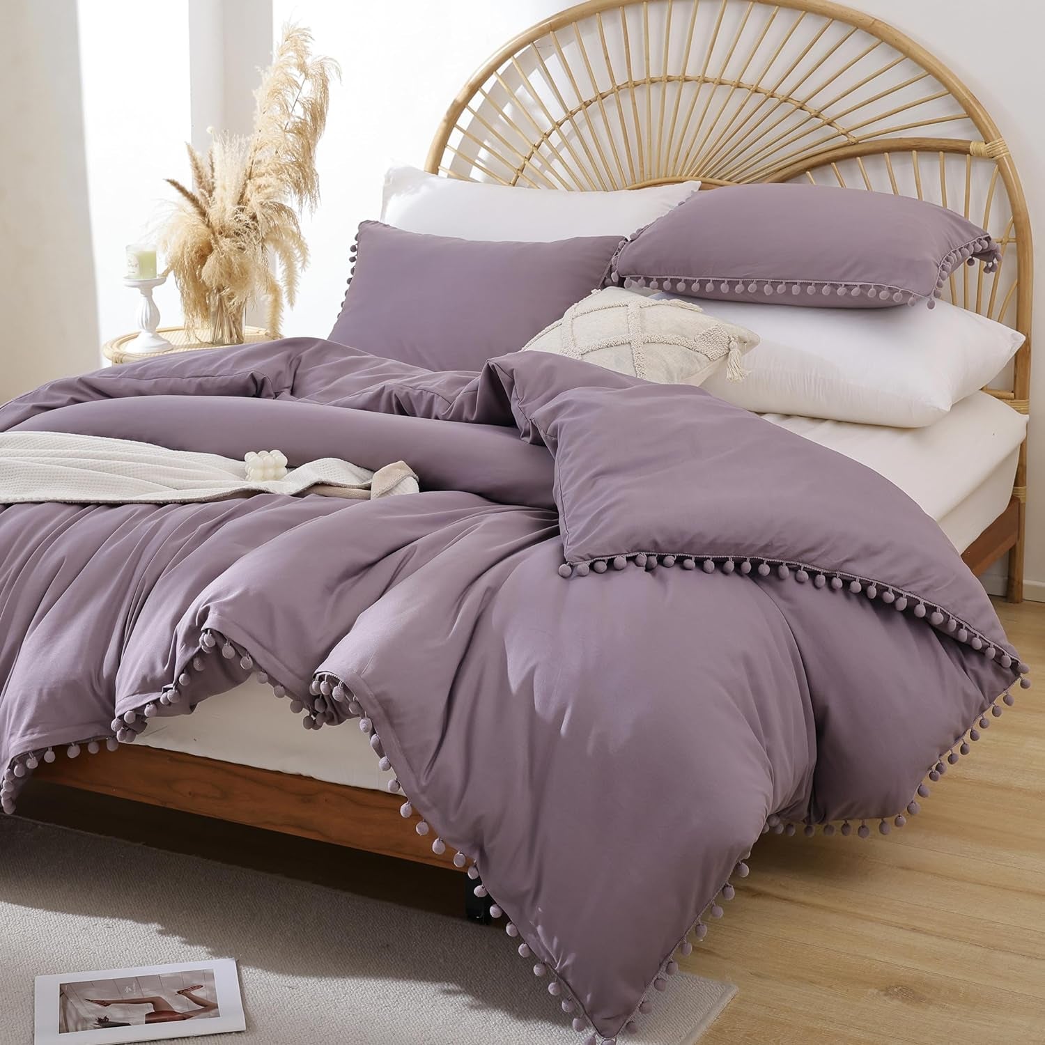 Queen 3-Piece Comforter Set | Soft All-Season Bedding with Ball Pom Fringe, Includes Comforter & 2 Pillow Shams