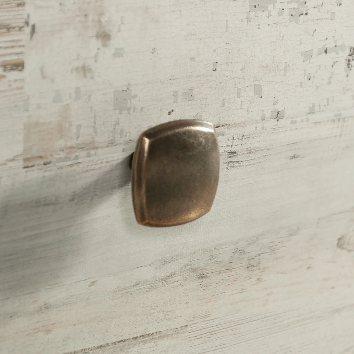 River Ranch 4- Drawer Dresser | White Plank Finish Bedroom Chest