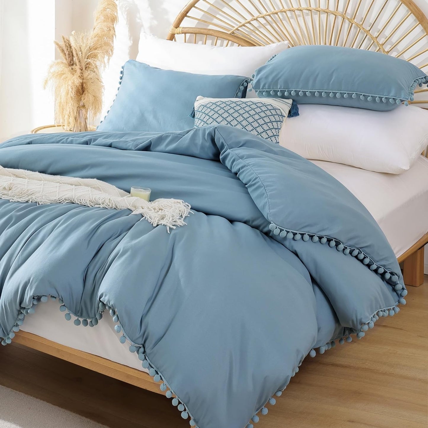 Queen 3-Piece Comforter Set | Soft All-Season Bedding with Ball Pom Fringe, Includes Comforter & 2 Pillow Shams
